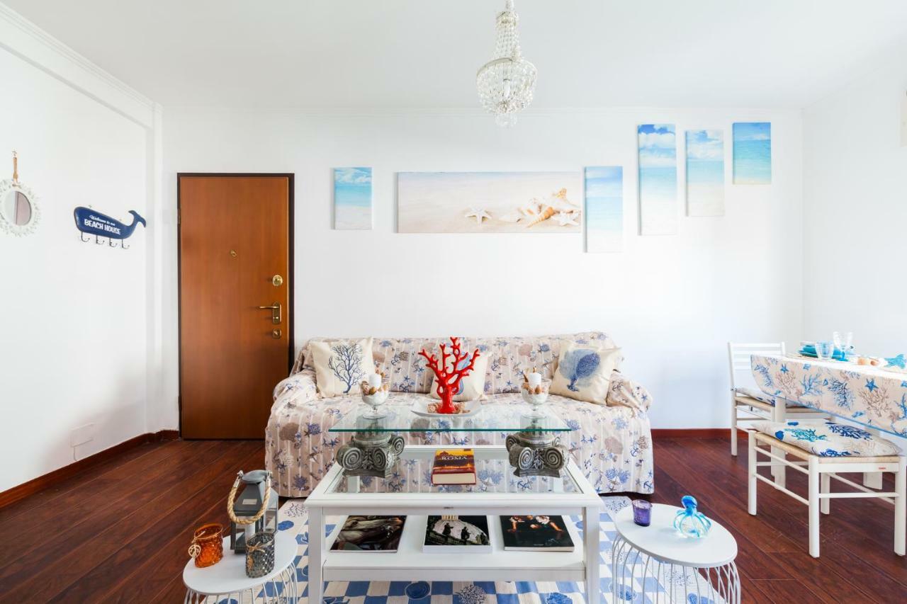 Titty Beach House سانتا مارينيلاّ المظهر الخارجي الصورة